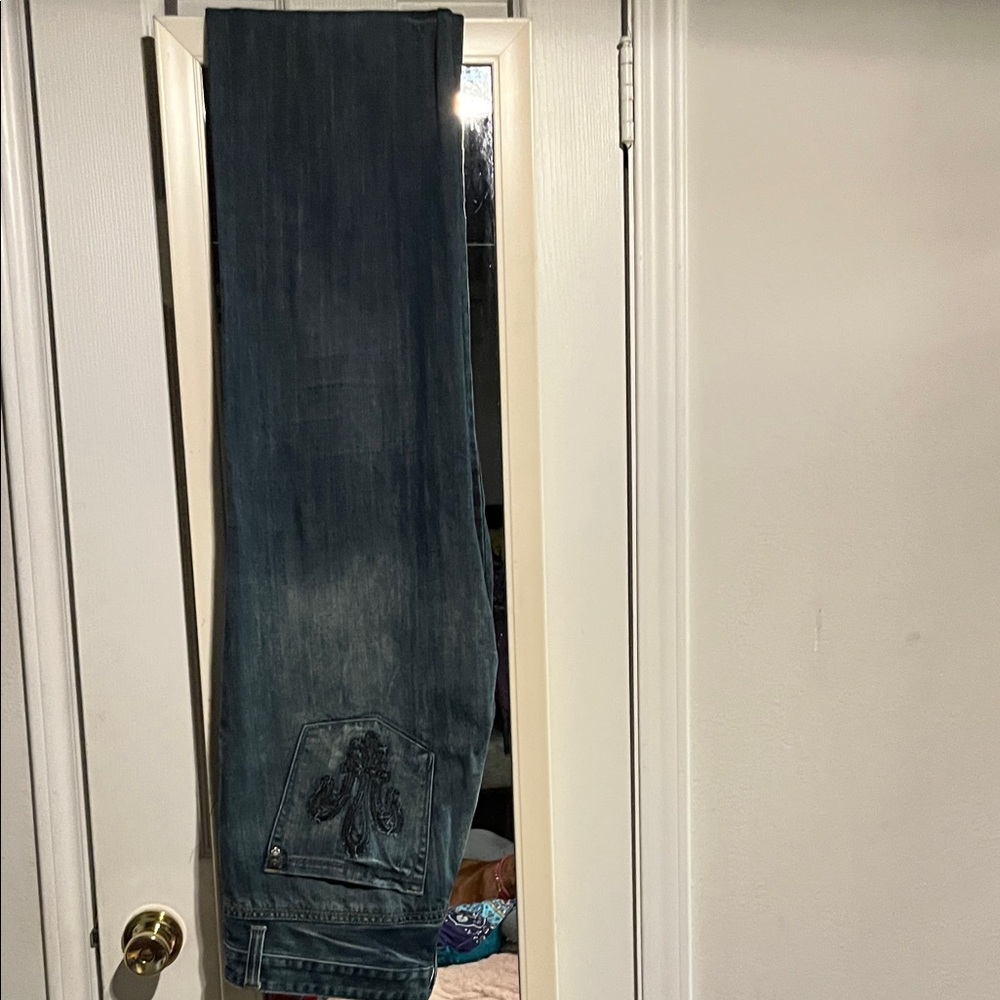 Classic Bootcut Jeans in Deep Blue